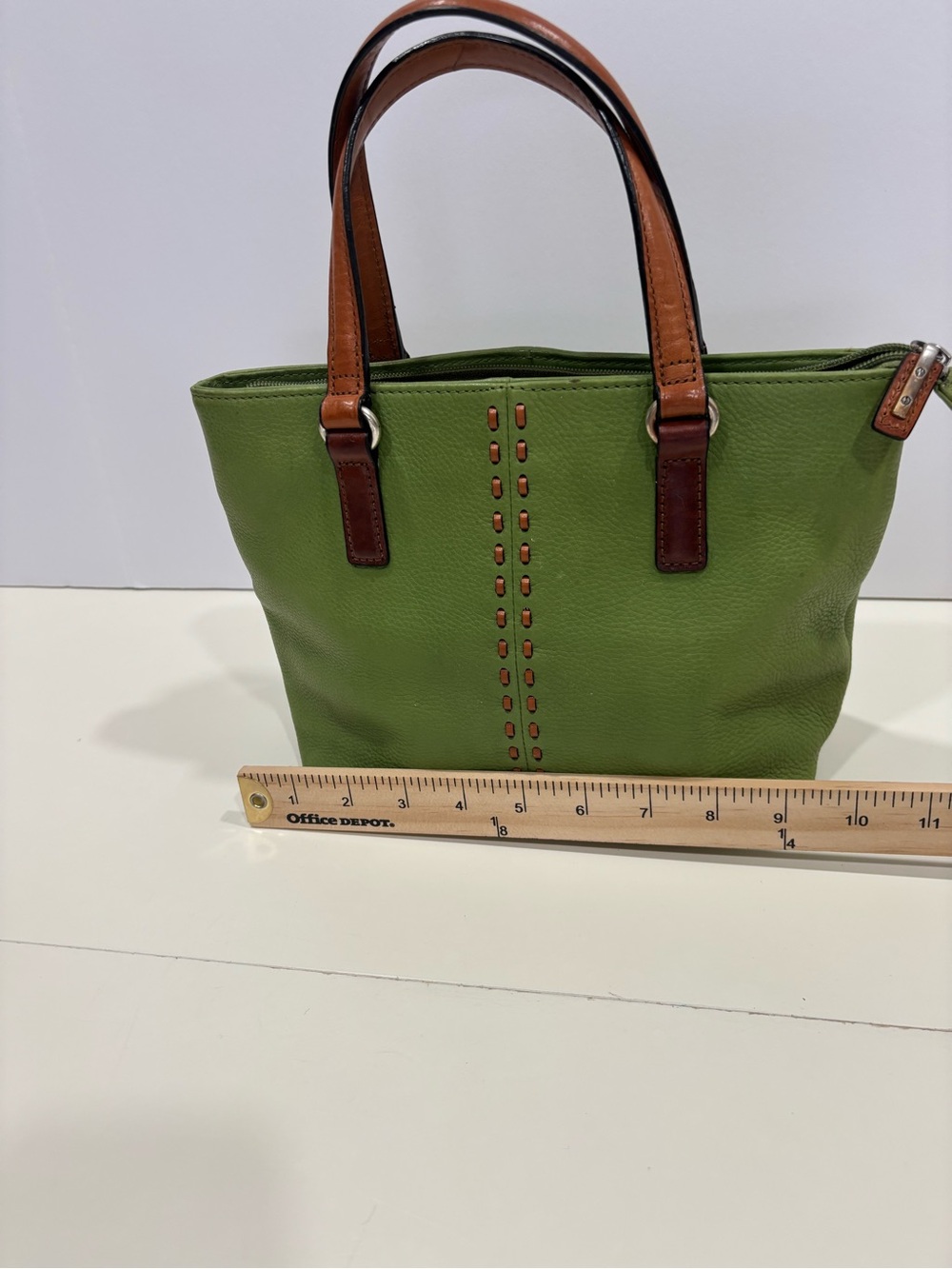 Fossil Green Tote with Brown Handles - Picture 4 of 12